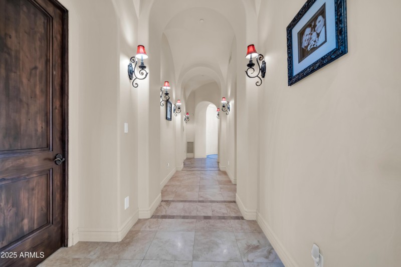 8024 E Lone Mountain Rd-9