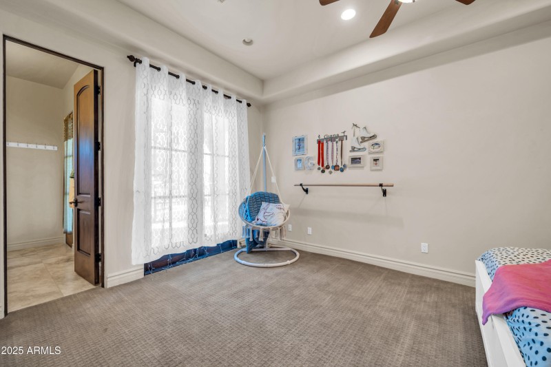 8024 E Lone Mountain Rd-61