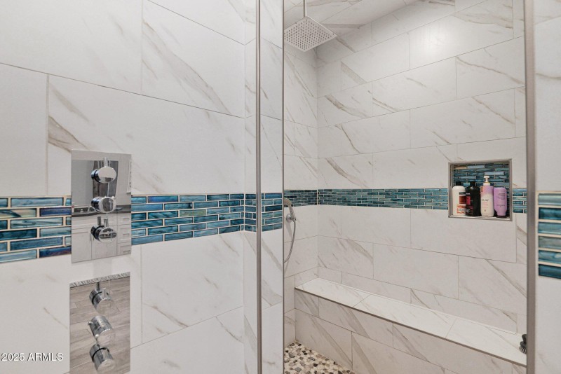 46-web-or-mls-P1235415