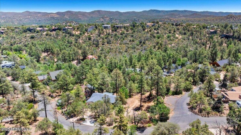 705 S Ranch Vista