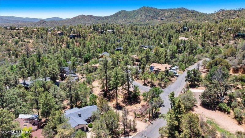 705 S Ranch Vista
