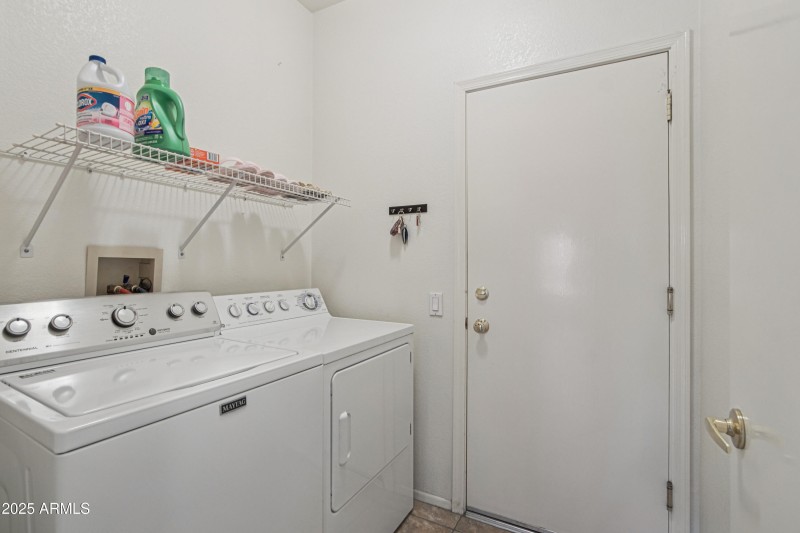 14-print-N Mariposa Way-S2806-014