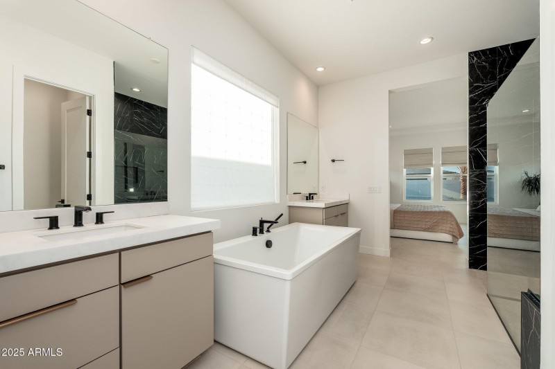 21946 E Via De Arboles - 25