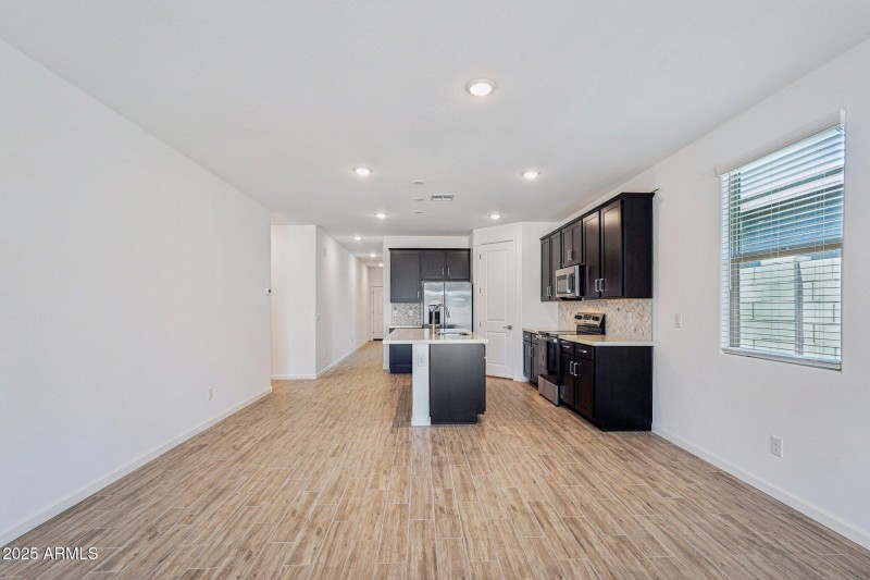 10-web-or-mls-La Senda Dr W-S2706-008