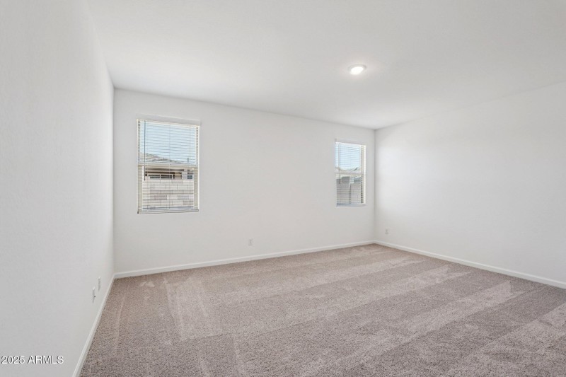 31-web-or-mls-La Senda Dr W-S2706-027