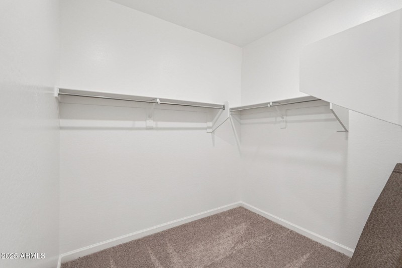 36-web-or-mls-La Senda Dr W-S2706-032