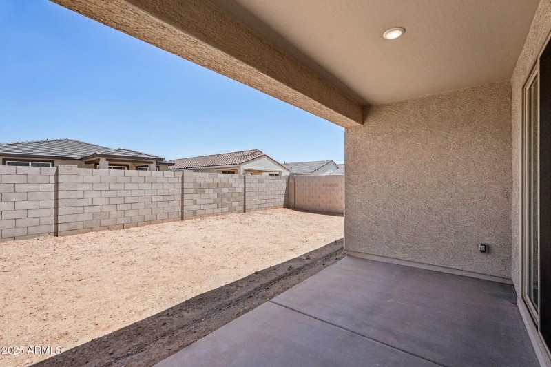 41-web-or-mls-La Senda Dr W-S2706-037