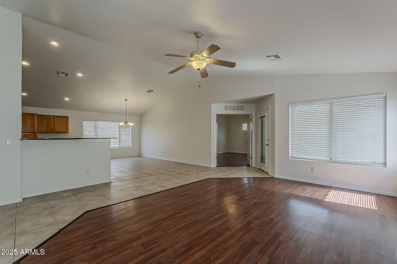 8-web-or-mls-Saguaro-8