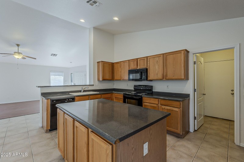 17-web-or-mls-Saguaro-17