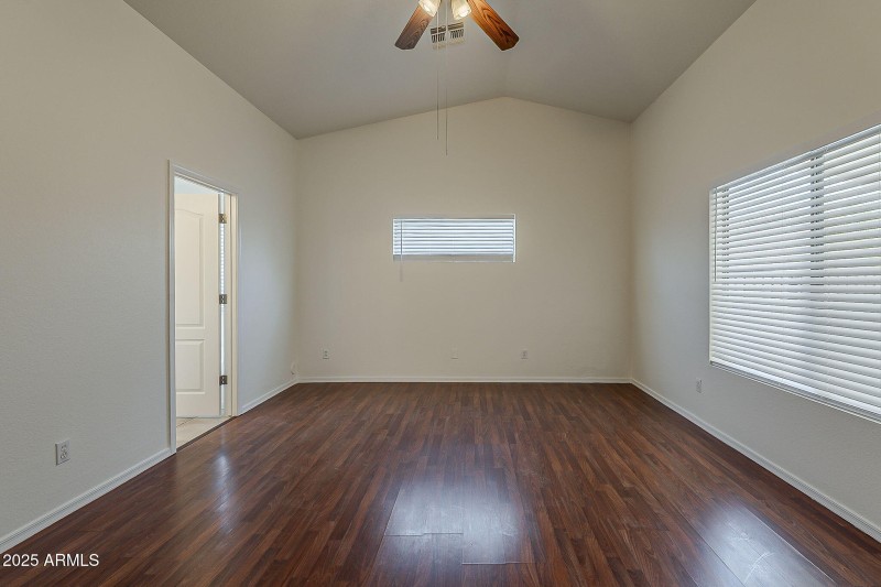 24-web-or-mls-Saguaro-24