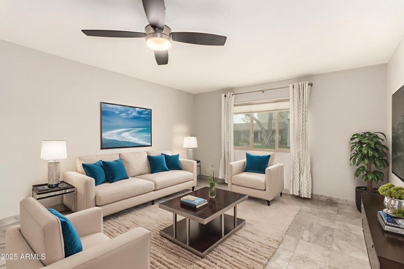 08-Rovey-8212 - Living Room - Standard -