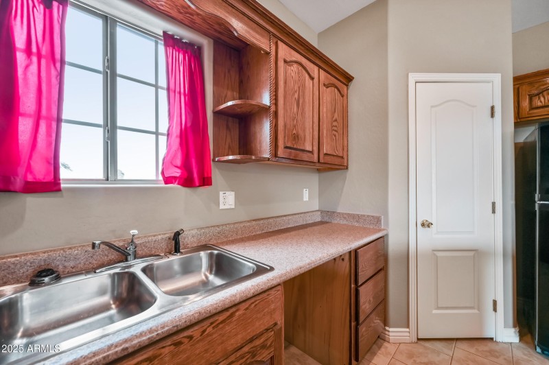 ocupix-3808 S 339th Ave-11