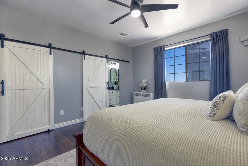 photo(29) 929 E Willow Lane Taylor Sylvi