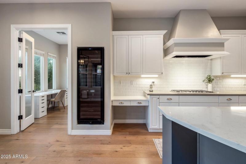 022_Kitchen Beverage Cooler