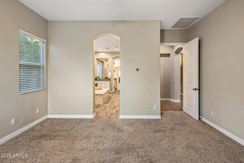 029_Primary Bed Bath