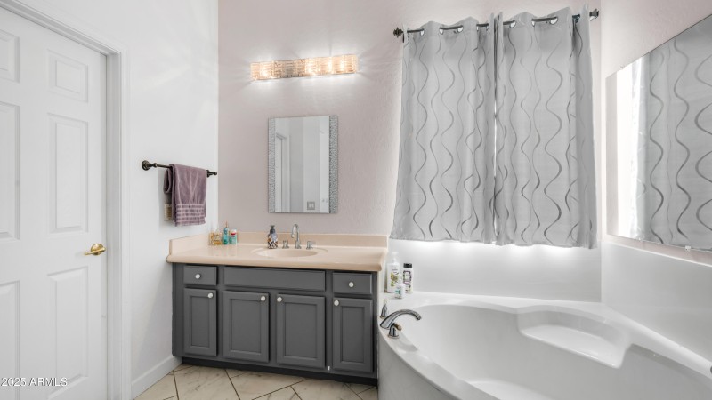 757 W Carob Way (15)