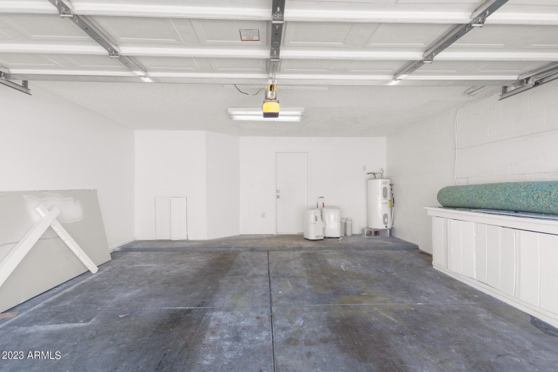 23617 N. 38th Ave., Glendale, AZ 85310-0