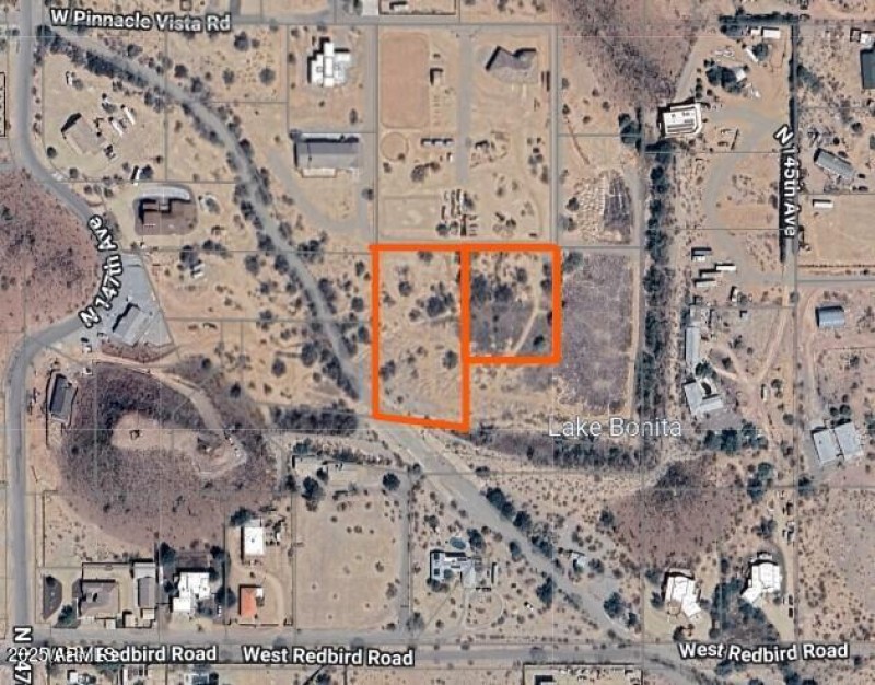 2 lots-b