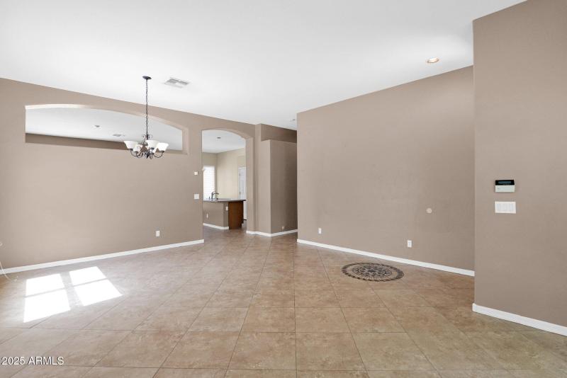 7-web-or-mls-P1235269