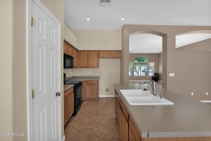 15-web-or-mls-P1235282