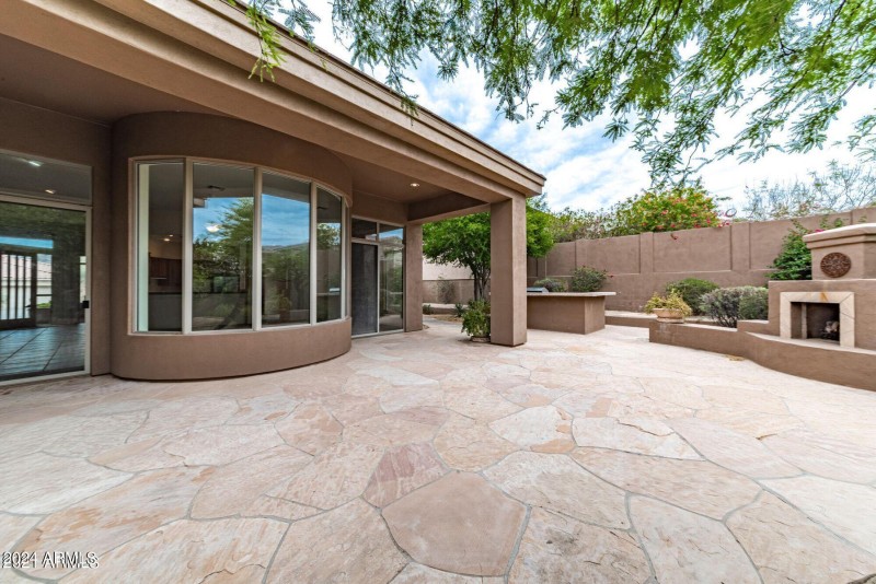 20220602181541805861000000-o