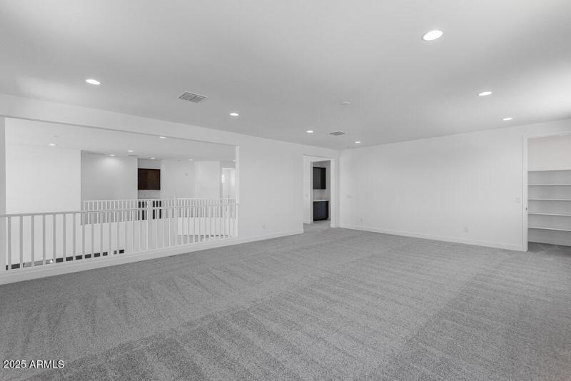 hj-az-phx-stonehaven-voyage-acadia-lot-1