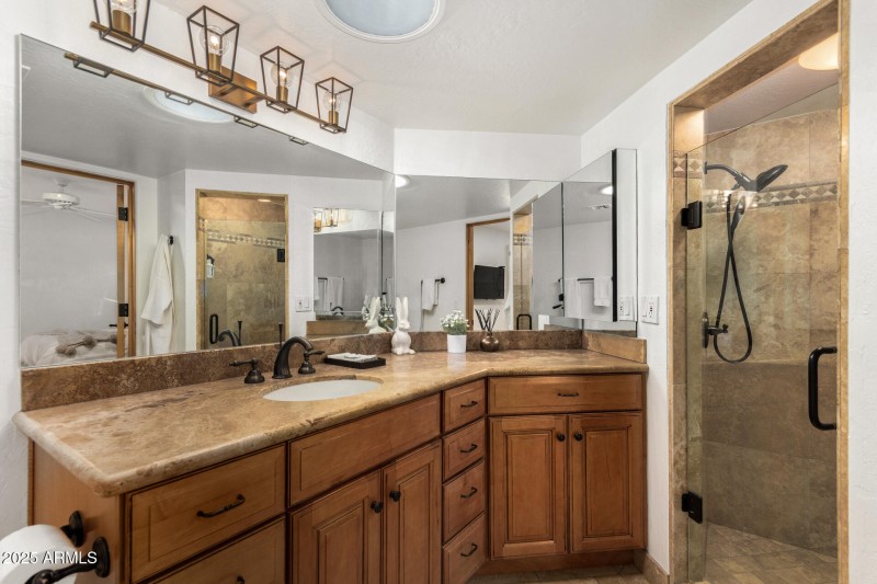 37 - Arizona Bilmore