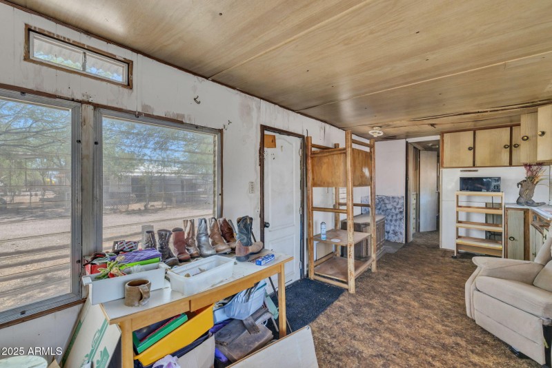 19-web-or-mls-15775 US-60, Gold Canyon-1