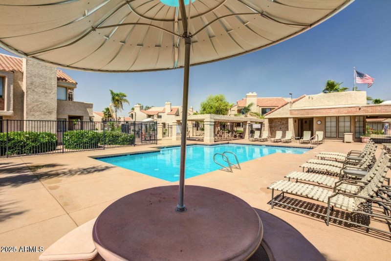 20241003171157687235000000-o