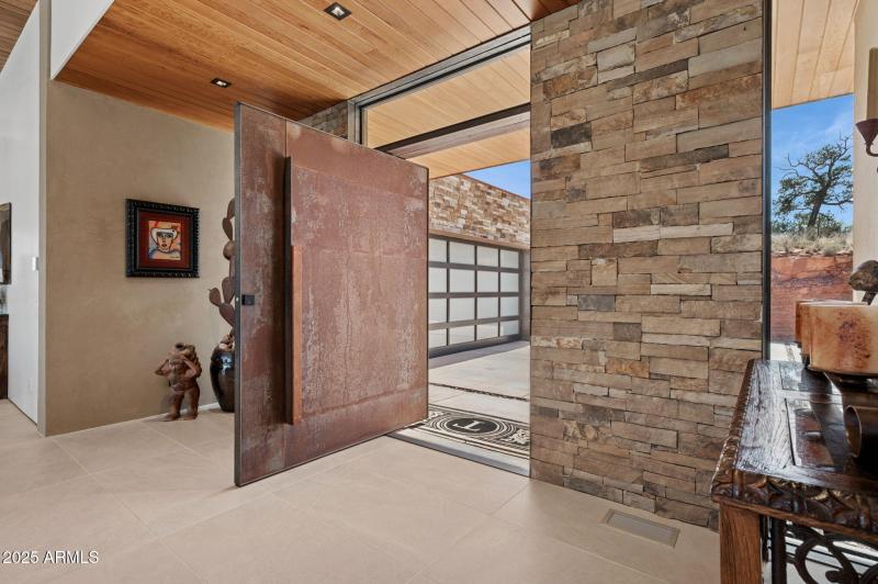 4-web-or-mls-24-jefferson-ct