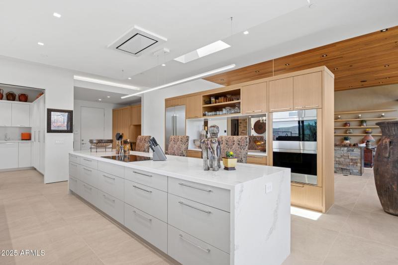 14-web-or-mls-24-jefferson-ct