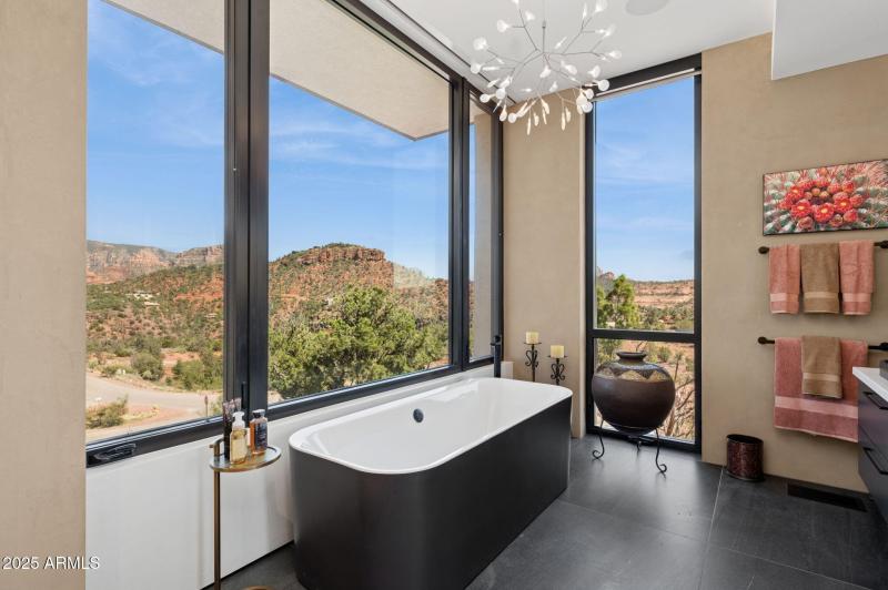 27-web-or-mls-24-jefferson-ct