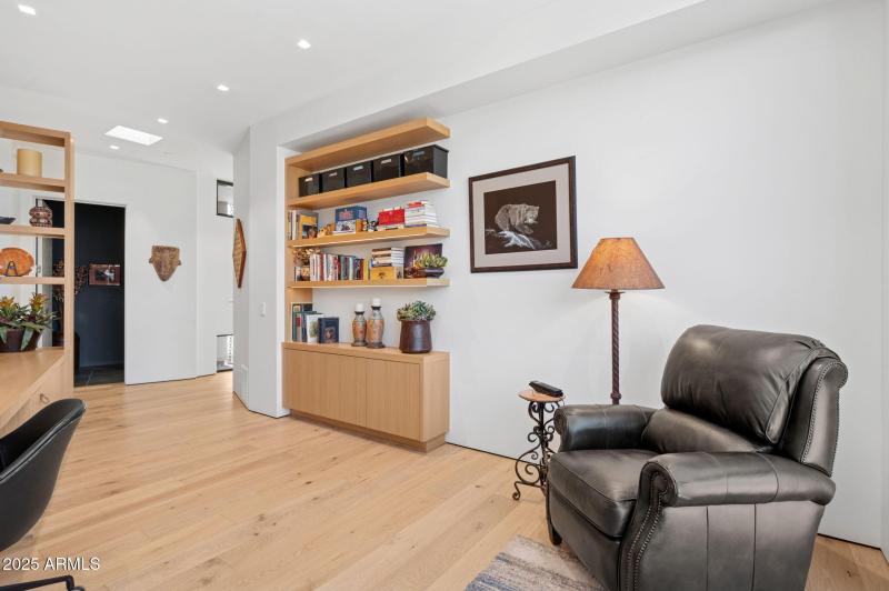 33-web-or-mls-24-jefferson-ct