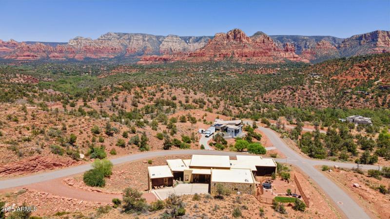 83-web-or-mls-24-jefferson-ct