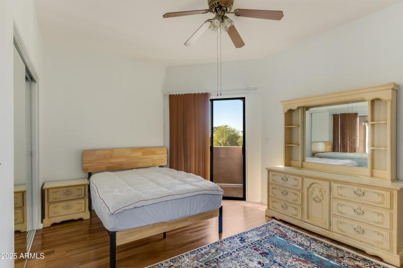 9151 W Greenway Unit 252-15