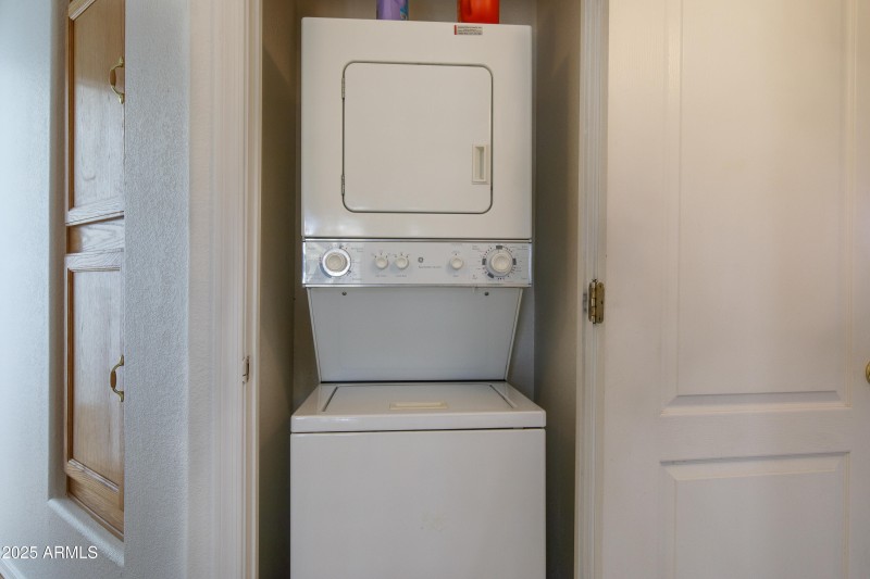 9151 W Greenway Unit 252-20