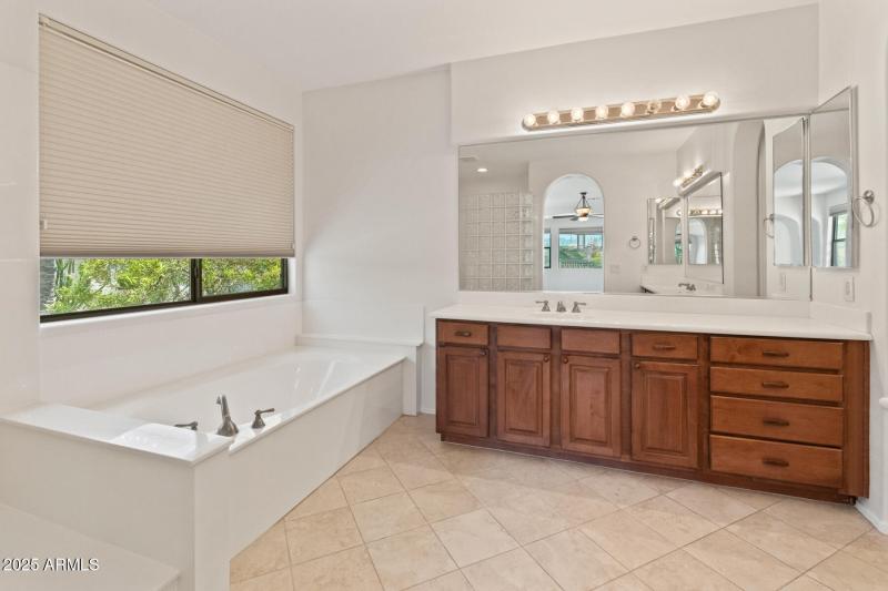 16224 S Reserve Dr-17