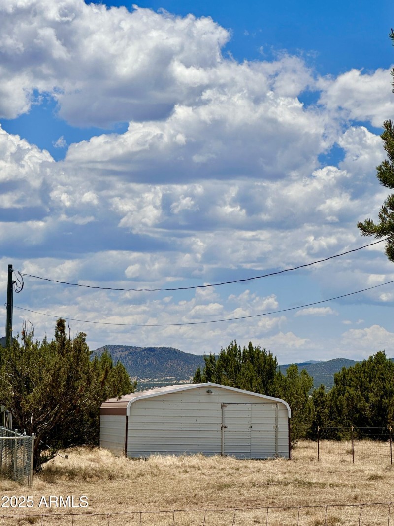 GARAGE LARGE ENOUGH FOR 2 CARS W/ MODS
