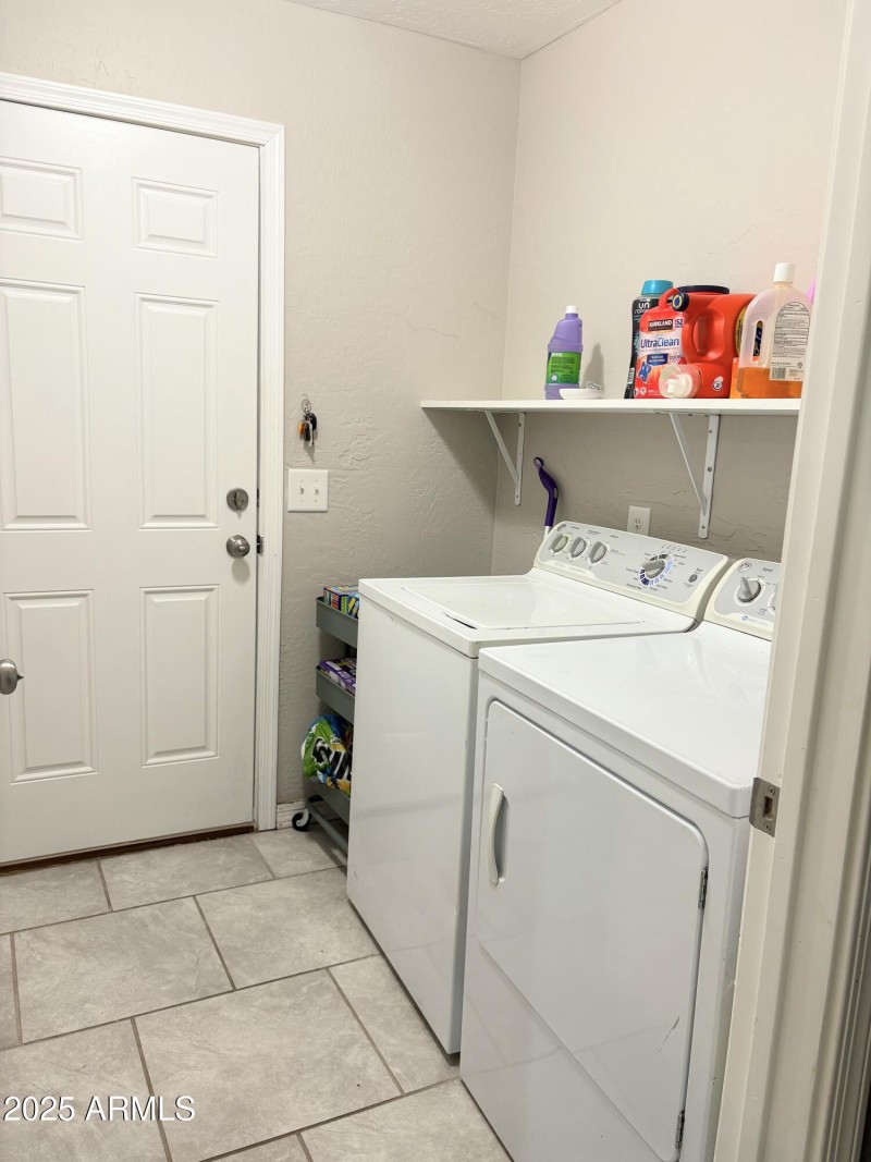 79731358-8409-4F0B-A51E-BBD9D0760B22_1_2