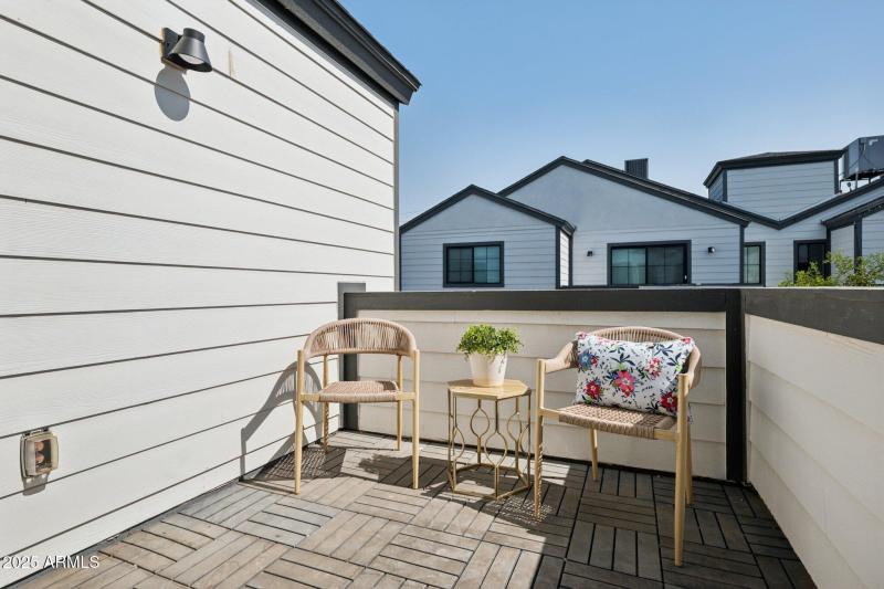 32-web-or-mls-2604-n-27th-st-1