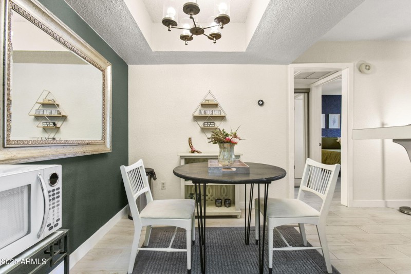 12-web-or-mls-4444-e-paradise-village-pk