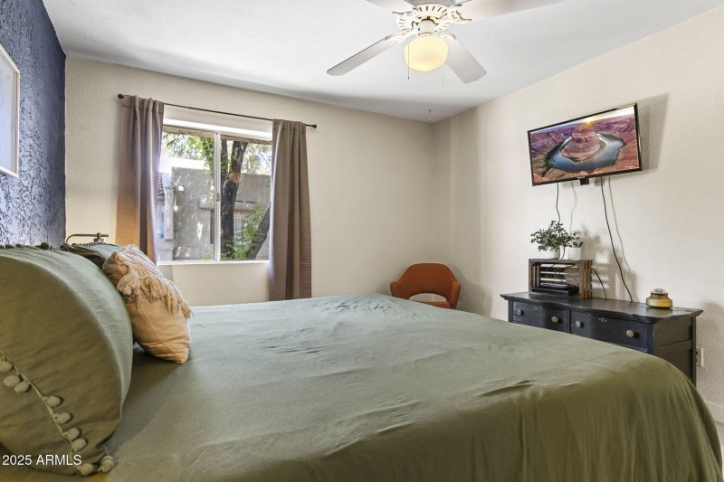 15-web-or-mls-4444-e-paradise-village-pk