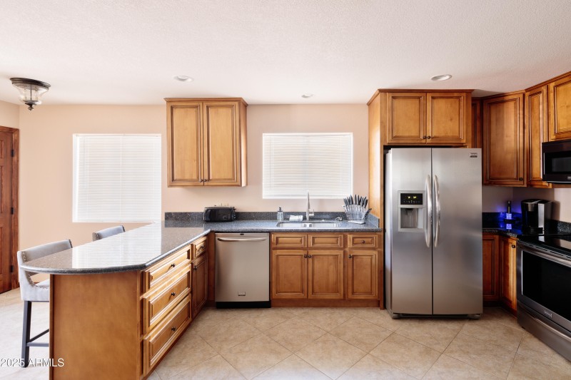 LAKOTKO_11002N52ndSt_WEB-39