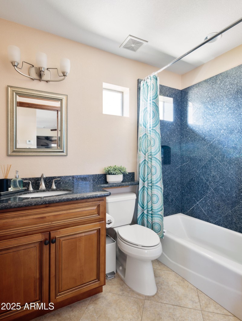 LAKOTKO_11002N52ndSt_WEB-41