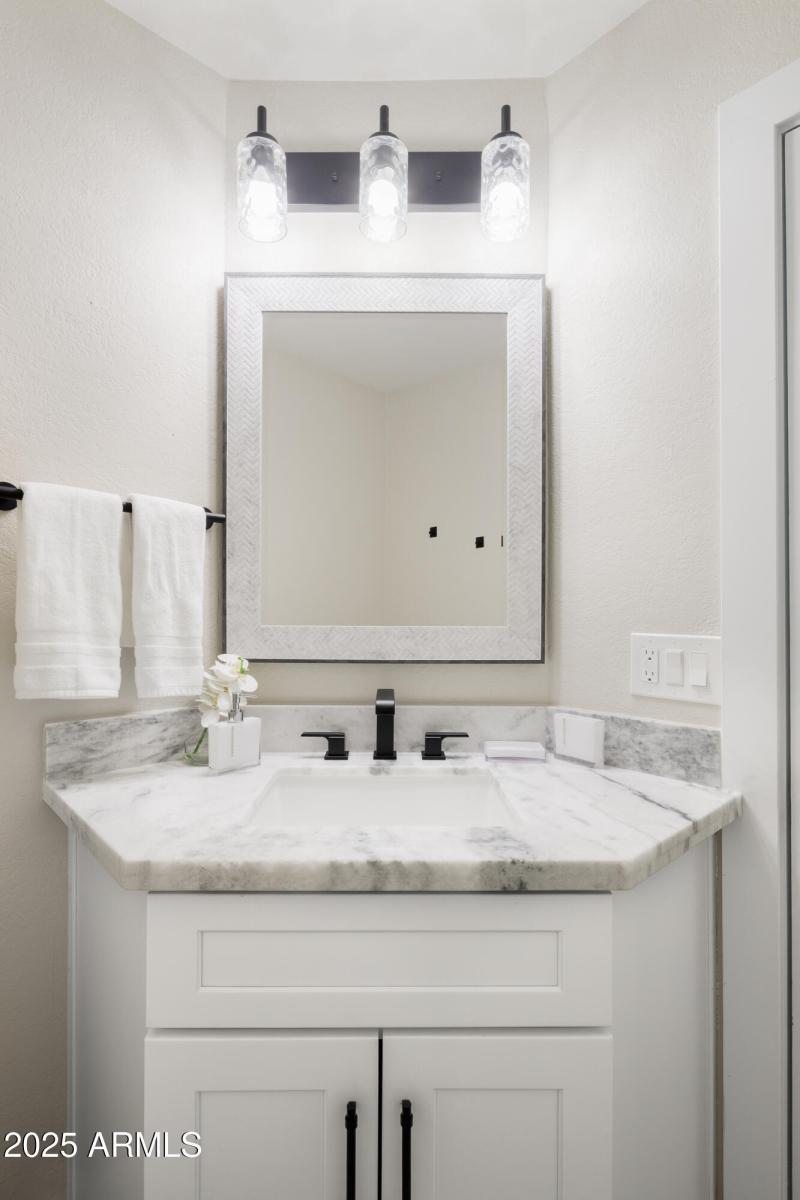 LAKOTKO_11002N52ndSt_WEB-20