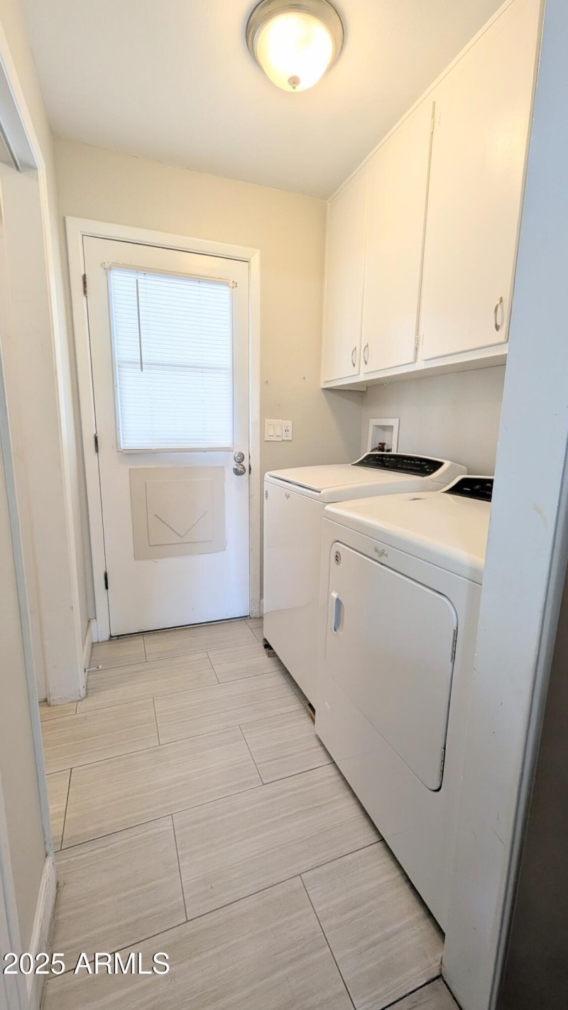 PXL_20250702_192219605.MP~2