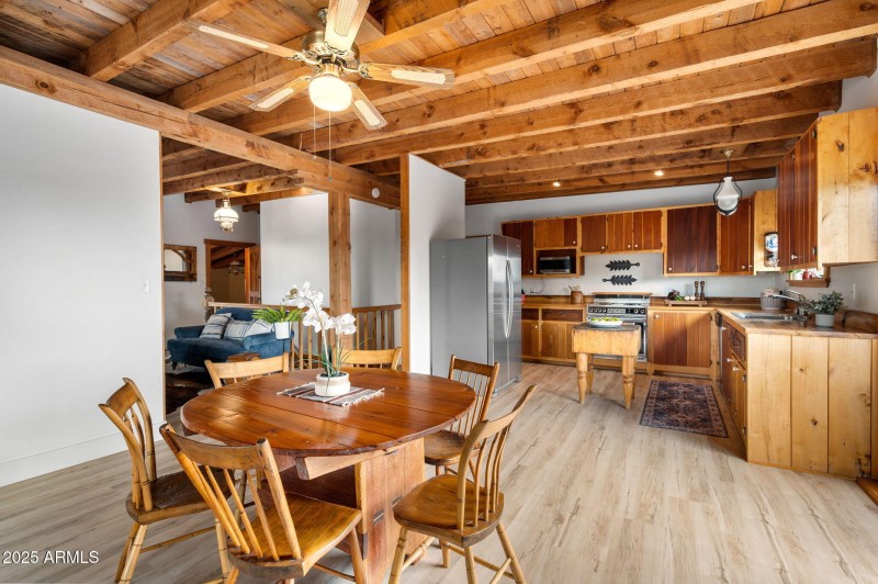 17-Breakfast Nook (3)