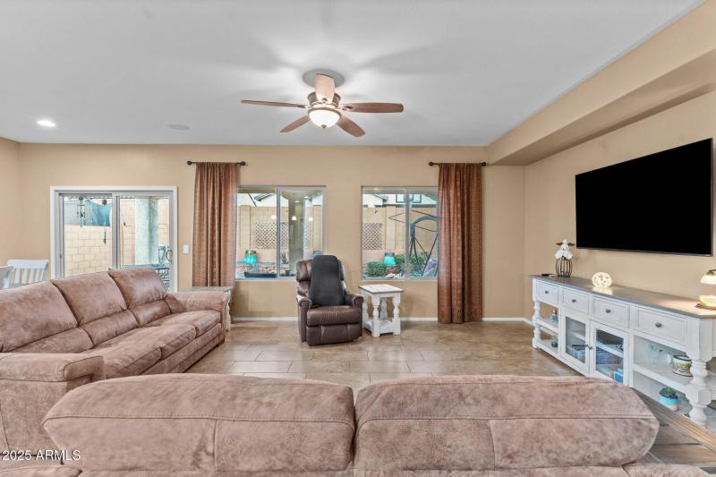 18-web-or-mls-DSC07647