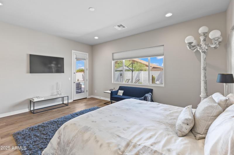 Suite with Pool Access