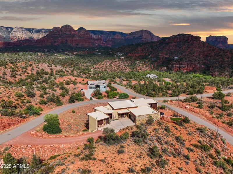 99-web-or-mls-24-jefferson-ct